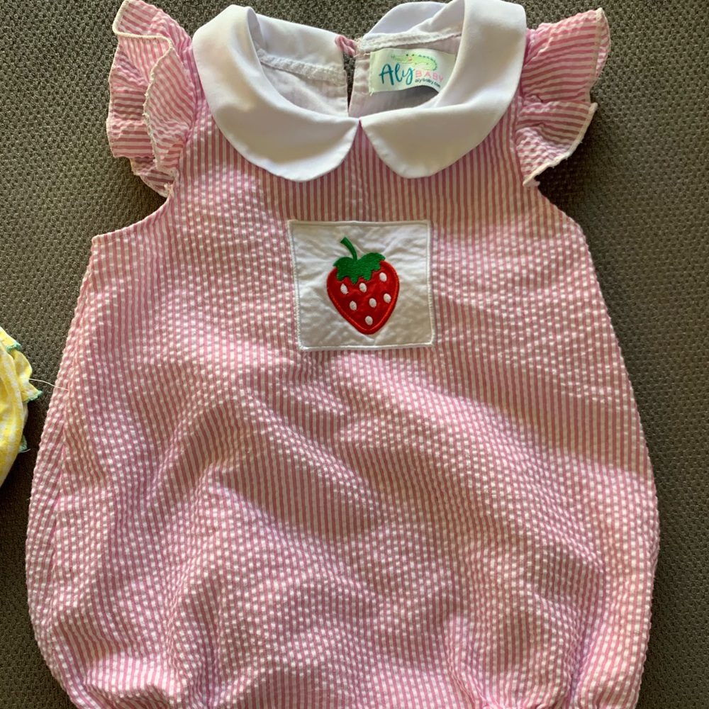 Strawberry Seersucker Bubble